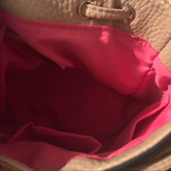 Tan boho tassel crossbody bag! - Picture 2 of 4